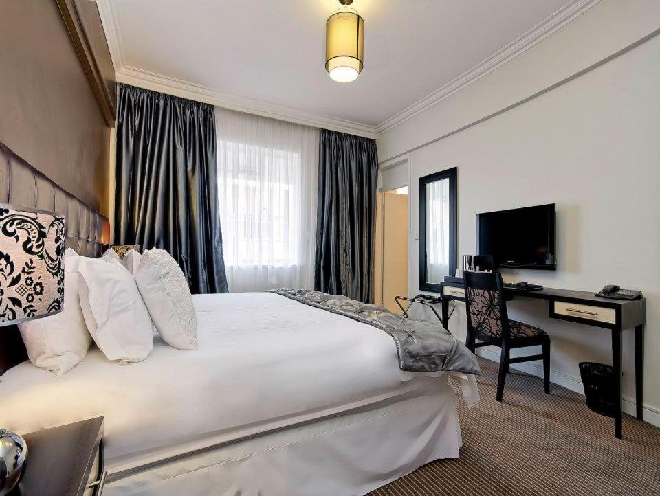 Ascot Hotel Йоханнесбург Экстерьер фото